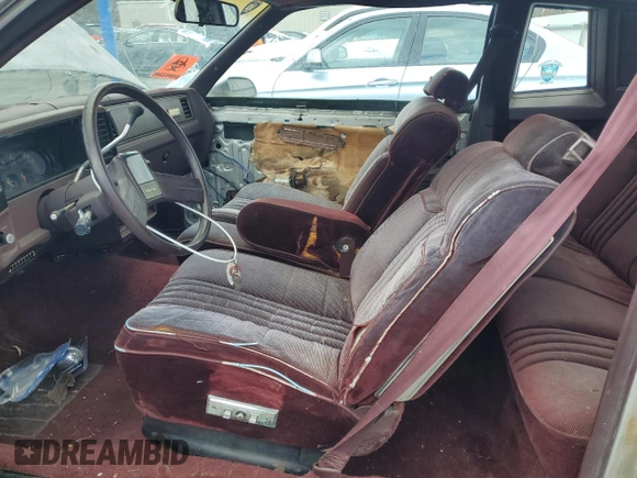 1986 Chevrolet Monte Carlo Sport SS с VIN 1G1GZ37H0GR172416, выставлен на аукционе Copart как лот 52832965 с пробегом 53 644 миль миль и Чистый • Clean title. История ставок и продаж доступна на DreamBid. Изображение 7.