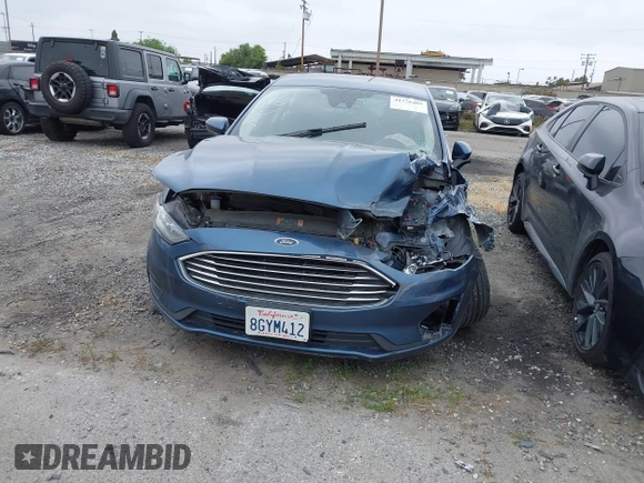 2019 Ford Fusion Hybrid SE with VIN 3FA6P0LU2KR148731, listed as a IAAI auction lot 41776405 with Not Provided miles. Bid and sale history available at carsss.com. Image 13.