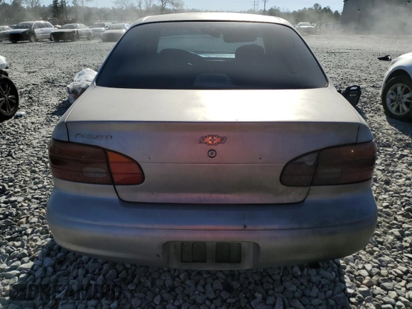 2000 Chevrolet Prizm z VIN 1Y1SK5284YZ407566, wystawiony jako Copart lot #86148464 z przebiegiem 193 844 mil mil oraz Szkoda całkowita • Salvage title. Historia ofert i sprzedaży dostępna na DreamBid. Obrazek 6.