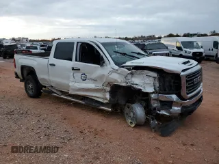 2018 GMC Sierra 2500HD z VIN 1GT12REY5JF232769, wystawiony jako Copart lot #82141064 z przebiegiem Nie podano mil oraz Szkoda całkowita • Salvage title. Historia ofert i sprzedaży dostępna na DreamBid. Obrazek 4.