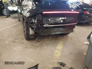 2022 Kia EV6 Wind z VIN KNDC3DLC8N5075492, wystawiony jako IAAI lot #41671331 z przebiegiem 22 122 mil mil oraz . Historia ofert i sprzedaży dostępna na DreamBid. Obrazek 20.