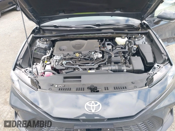 2025 Toyota Camry LE z VIN 4T1DAACK8SU111520, wystawiony jako IAAI lot #42045956 z przebiegiem 5 519 mil mil oraz . Historia ofert i sprzedaży dostępna na DreamBid. Obrazek 10.