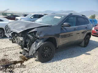 2018 Jeep Cherokee Latitude Plus with VIN 1C4PJMLB3JD550271, listed as a Copart auction lot 63471104 with 135,199 mi miles and Salvage Title. Bid and sale history available at DreamBid. Image 1.