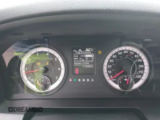 2021 Ram 1500 Tradesman с VIN 1C6RR7KT5MS573295, выставлен на аукционе IAAI как лот 42124907 с пробегом 71 286 миль миль и . История ставок и продаж доступна на DreamBid. Изображение 7.