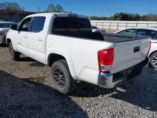 2017 Toyota Tacoma SR5 with VIN 5TFCZ5AN3HX086112, listed as a IAAI auction lot 41247889 with Not Provided miles and . Bid and sale history available at DreamBid. Image 3.