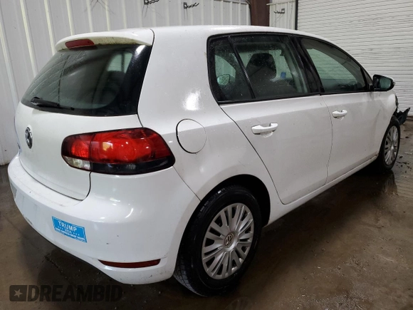 2014 Volkswagen Golf z VIN WVWDB7AJ5EW011768, wystawiony jako Copart lot #60351135 z przebiegiem 75 185 mil mil oraz Szkoda całkowita • Salvage title. Historia ofert i sprzedaży dostępna na DreamBid. Obrazek 3.