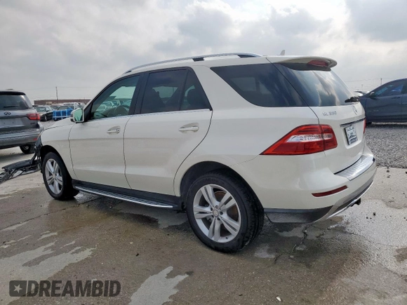 2013 Mercedes-Benz M 350 z VIN 4JGDA5JB7DA252092, wystawiony jako Copart lot #57122915 z przebiegiem 71 502 mil mil oraz Szkoda całkowita • Salvage title. Historia ofert i sprzedaży dostępna na DreamBid. Obrazek 2.