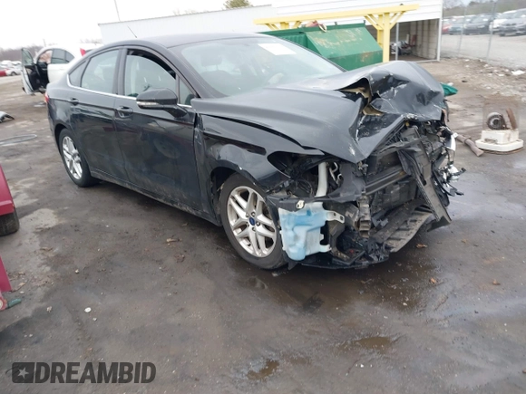 2016 Ford Fusion SE with VIN 3FA6P0HD7GR401848, listed as a IAAI auction lot 41687024 with 124,374 mi miles. Bid and sale history available at carsss.com. Image 1.