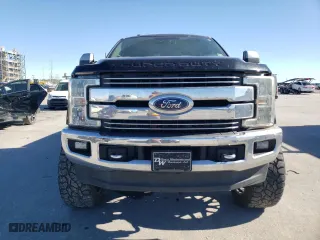 2017 Ford Super Duty F-250 SRW Lariat with VIN 1FT7W2BT4HEB88519, listed as a Copart auction lot 47769205 with 72,243 mi miles and Salvage Title. Bid and sale history available at carsss.com. Image 5.