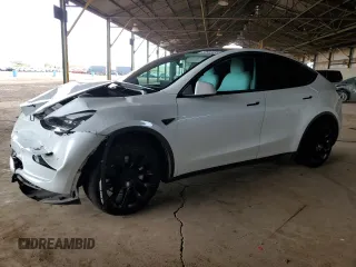 2021 Tesla Model Y Long Range with VIN 5YJYGDEE6MF075819, listed as a Copart auction lot 50903425 with 67,857 mi miles and Salvage Title. Bid and sale history available at DreamBid. Image 1.