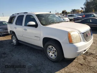 2008 GMC Yukon SLE w/3SA with VIN 1GKFC13C48R147527, listed as a Copart auction lot 81281824 with 84,339 mi miles and Salvage Title. Bid and sale history available at carsss.com. Image 4.