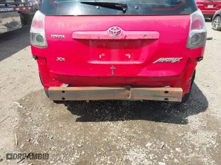 2006 Toyota Matrix STD with VIN 2T1KR32EX6C601200, listed as a IAAI auction lot 41870757 with 263,239 mi miles. Bid and sale history available at carsss.com. Image 6.