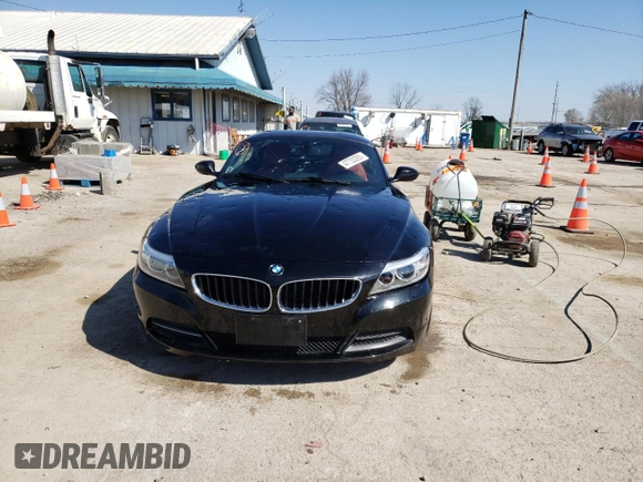 2015 BMW Z4 sDrive28i with VIN WBALL5C55FP557752, listed as a Copart auction lot 47733293 with 48,882 mi miles. Bid and sale history available at carsss.com. Image 5.