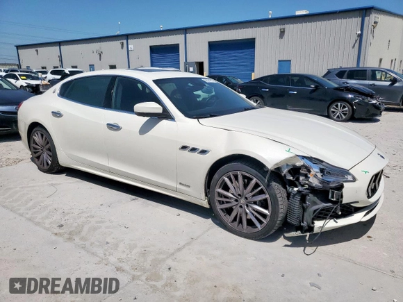 2019 Maserati Quattroporte S GranLusso z VIN ZAM56YPL0K1322908, wystawiony jako Copart lot #56584955 z przebiegiem 35 842 mil mil oraz Szkoda całkowita • Salvage title. Historia ofert i sprzedaży dostępna na DreamBid. Obrazek 4.