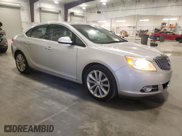 2015 Buick Verano Group z VIN 1G4PS5SK6F4139423, wystawiony jako Copart lot #56801885 z przebiegiem 120 654 mil mil oraz Czysty tytuł • Clean title. Historia ofert i sprzedaży dostępna na DreamBid. Obrazek 4.