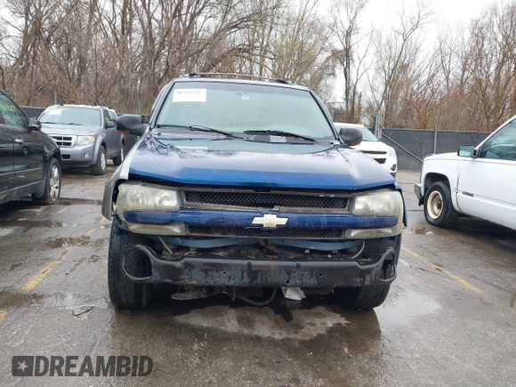2002 Chevrolet TrailBlazer LTZ with VIN 1GNDT13S422164734, listed as a IAAI auction lot 41815241 with 227,928 mi miles and . Bid and sale history available at DreamBid. Image 6.