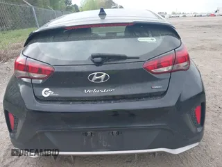 2019 Hyundai Veloster Turbo z VIN KMHTH6AB3KU020159, wystawiony jako IAAI lot #41954737 z przebiegiem 152 070 mil mil oraz . Historia ofert i sprzedaży dostępna na DreamBid. Obrazek 16.