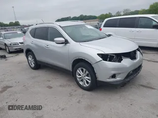 2015 Nissan Rogue SV z VIN KNMAT2MVXFP508005, wystawiony jako IAAI lot #42275828 z przebiegiem 123 935 mil mil oraz . Historia ofert i sprzedaży dostępna na DreamBid. Obrazek 1.