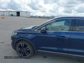 2017 Lincoln MKC Reserve with VIN 5LMTJ3DH0HUL27796, listed as a IAAI auction lot 42469998 with 126,487 mi miles and . Bid and sale history available at DreamBid. Image 21.