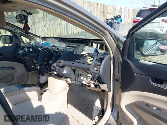 2004 Toyota Prius z VIN JTDKB22U040116044, wystawiony jako IAAI lot #42533237 z przebiegiem Nie podano mil oraz . Historia ofert i sprzedaży dostępna na DreamBid. Obrazek 5.