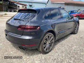 2017 Porsche Macan GTS с VIN WP1AG2A58HLB54809, выставлен на аукционе Copart как лот 56526715 с пробегом 90 362 миль миль и Списание • Salvage title. История ставок и продаж доступна на DreamBid. Изображение 3.