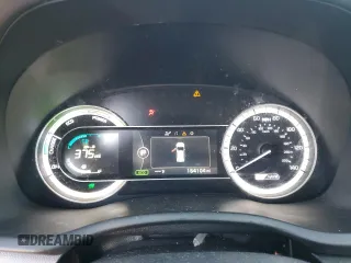 2017 Kia Niro EX with VIN KNDCC3LCXH5047255, listed as a Copart auction lot 88517085 with 164,104 mi miles and Salvage Title. Bid and sale history available at carsss.com. Image 9.