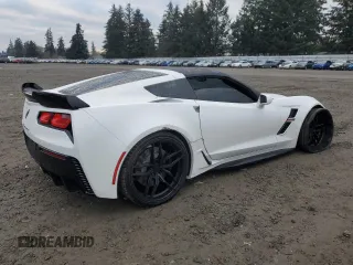 2017 Chevrolet Corvette Grand Sport 2LT with VIN 1G1YY2D78H5110851, listed as a Copart auction lot 42308695 with 27,101 mi miles and Salvage Title. Bid and sale history available at carsss.com. Image 3.