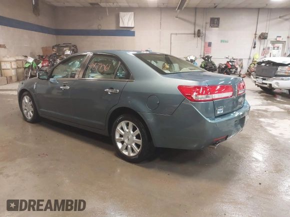 2012 Lincoln MKZ z VIN 3LNHL2GC1CR837698, wystawiony jako IAAI lot #41877061 z przebiegiem 129 411 mil mil oraz . Historia ofert i sprzedaży dostępna na DreamBid. Obrazek 3.
