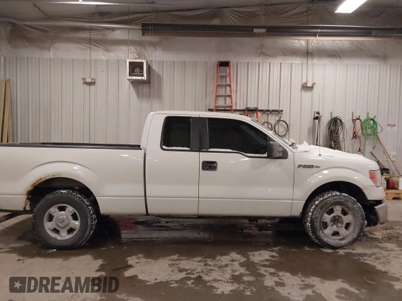 2013 Ford F-150 XL with VIN 1FTEX1CM8DFD14097, listed as a IAAI auction lot 41397500 with 181,838 mi miles. Bid and sale history available at carsss.com. Image 13.