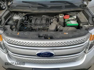 2015 Ford Explorer z VIN 1FM5K8B81FGB17227, wystawiony jako Copart lot #49693295 z przebiegiem 157 391 mil mil oraz Czysty tytuł • Clean title. Historia ofert i sprzedaży dostępna na DreamBid. Obrazek 12.