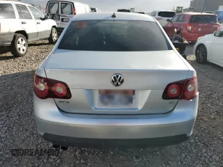 2009 Volkswagen Jetta SE с VIN 3VWRM71K99M061312, выставлен на аукционе Copart как лот 42747695 с пробегом 189 183 миль миль и Списание • Salvage title. История ставок и продаж доступна на DreamBid. Изображение 6.