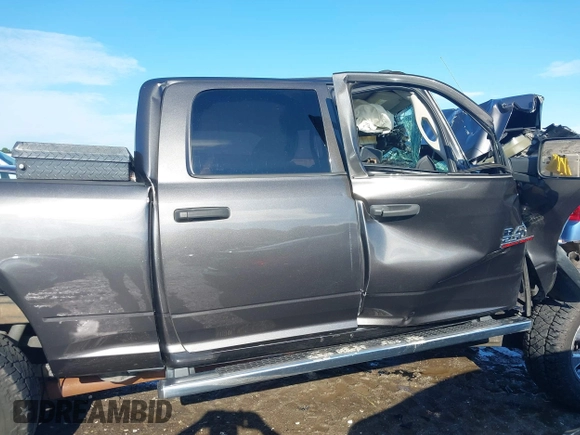 2016 Ram 2500 Tradesman with VIN 3C6UR5CL6GG264802, listed as a IAAI auction lot 40365740 with Not provided miles and . Bid and sale history available at DreamBid. Image 13.
