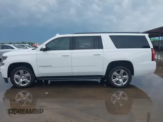 2018 Chevrolet Suburban LT with VIN 1GNSCHKC2JR376239, listed as a IAAI auction lot 42110551 with 123,694 mi miles and . Bid and sale history available at DreamBid. Image 14.