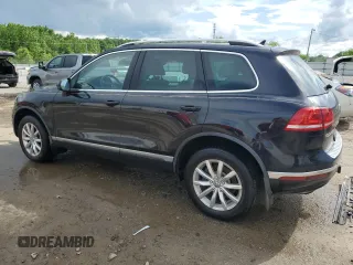 2016 Volkswagen Touareg Sport z VIN WVGEF9BP3GD008823, wystawiony jako Copart lot #56838985 z przebiegiem 49 612 mil mil oraz Nie do naprawy • Non repairable. Historia ofert i sprzedaży dostępna na DreamBid. Obrazek 2.