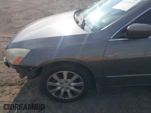 2006 Honda Accord EX-L z VIN 1HGCM66526A029091, wystawiony jako IAAI lot #42349831 z przebiegiem 208 951 mil mil oraz . Historia ofert i sprzedaży dostępna na DreamBid. Obrazek 17.