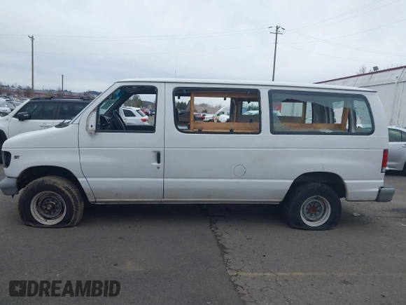 2000 Ford Econoline Cargo с VIN 1FTNE24L3YHA72198, выставлен на аукционе IAAI как лот 41829711 с пробегом 295 260 миль миль и . История ставок и продаж доступна на DreamBid. Изображение 14.
