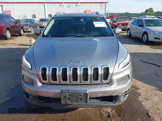 2016 Jeep Cherokee Latitude with VIN 1C4PJMCB5GW218166, listed as a IAAI auction lot 40458497 with 145,272 mi miles and . Bid and sale history available at carsss.com. Image 12.