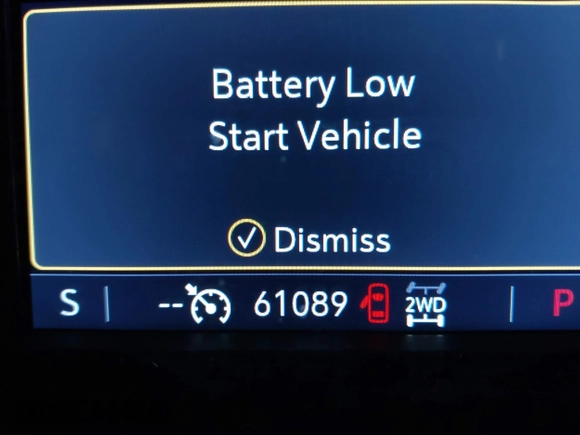 2021 Chevrolet Silverado 1500 LT with VIN 3GCUYDED4MG215721, listed as a IAAI auction lot 42034374 with 61,089 mi miles and . Bid and sale history available at DreamBid. Image 15.