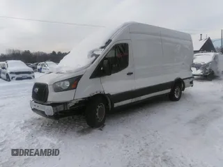 2021 Ford Transit Cargo with VIN 1FTBW3X89MKA61149, listed as a IAAI auction lot 41520778 with Not Provided miles. Bid and sale history available at carsss.com. Image 16.