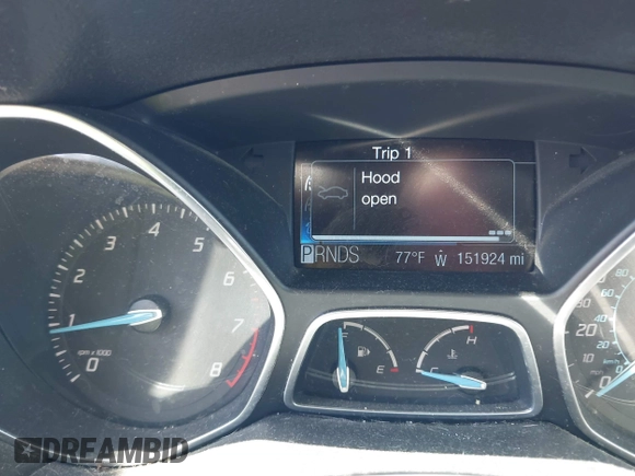 2012 Ford Focus SEL with VIN 1FAHP3M22CL213780, listed as a IAAI auction lot 42071129 with 151,924 mi miles. Bid and sale history available at carsss.com. Image 7.