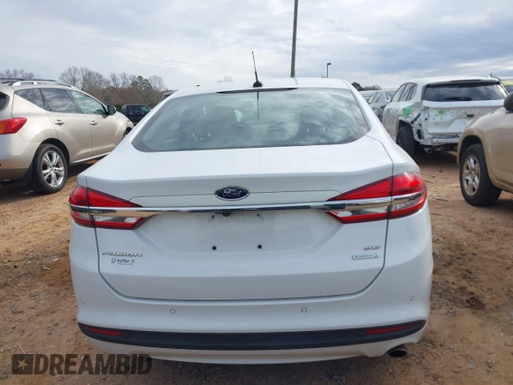 2018 Ford Fusion SE with VIN 3FA6P0HD7JR229022, listed as a IAAI auction lot 41758924 with 121,598 mi miles. Bid and sale history available at carsss.com. Image 16.
