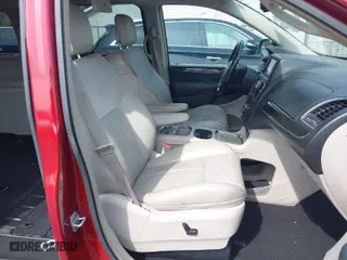 2012 Chrysler Town & Country Limited with VIN 2C4RC1GG4CR214376, listed as a IAAI auction lot 41930343 with 197,279 mi miles. Bid and sale history available at carsss.com. Image 5.