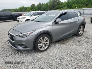 2017 Infiniti QX30 Premium z VIN SJKCH5CP5HA027600, wystawiony jako Copart lot #54619135 z przebiegiem 121 889 mil mil oraz Szkoda całkowita • Salvage title. Historia ofert i sprzedaży dostępna na DreamBid. Obrazek 1.
