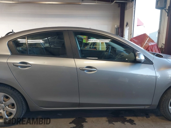 2011 Mazda Mazda3 i Sport with VIN JM1BL1UG2B1492573, listed as a IAAI auction lot 41718773 with 151,593 mi miles. Bid and sale history available at carsss.com. Image 13.