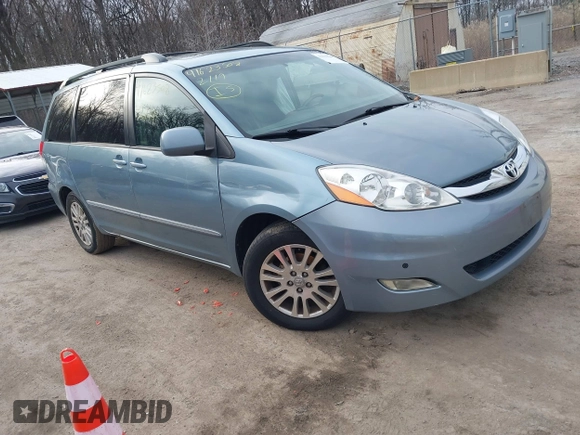2008 Toyota Sienna XLE with VIN 5TDZK22C18S102498, listed as a IAAI auction lot 41623508 with 214,485 mi miles. Bid and sale history available at carsss.com. Image 1.