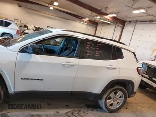 2022 Jeep Compass Latitude with VIN 3C4NJDBB9NT152152, listed as a IAAI auction lot 41377165 with 58,993 mi miles and . Bid and sale history available at DreamBid. Image 15.