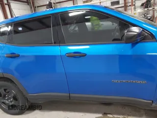 2019 Jeep Compass Sport with VIN 3C4NJCAB6KT649781, listed as a IAAI auction lot 41908611 with 117,479 mi miles and . Bid and sale history available at DreamBid. Image 13.