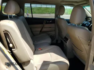 2013 Toyota Highlander Limited с VIN 5TDDK3EH8DS231064, выставлен на аукционе Copart как лот 63184085 с пробегом 141 181 миль миль и Чистый • Clean title. История ставок и продаж доступна на DreamBid. Изображение 11.