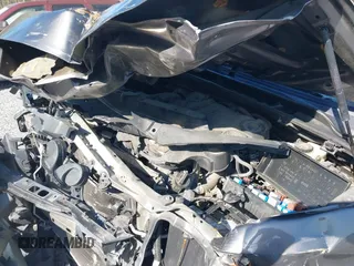 2013 Toyota 4Runner SR5 z VIN JTEZU5JR8D5053197, wystawiony jako IAAI lot #41973107 z przebiegiem 217 750 mil mil oraz . Historia ofert i sprzedaży dostępna na DreamBid. Obrazek 10.