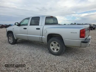 2010 Dodge Dakota Bighorn/Lonestar with VIN 1D7RW3GPXAS233728, listed as a Copart auction lot 69895284 with 199,846 mi miles and Clean Title. Bid and sale history available at carsss.com. Image 2.